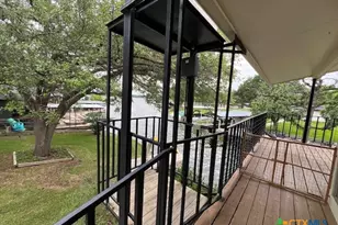 1128 Hill Cir E Dr, Granite Shoals, TX 78654 - Photo 18