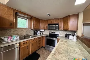 1128 Hill Cir E Dr, Granite Shoals, TX 78654 - Photo 24