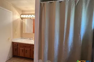 1128 Hill Cir E Dr, Granite Shoals, TX 78654 - Photo 28
