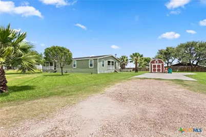 1845 Royal Road, Port Lavaca, TX 77979 - Photo 10