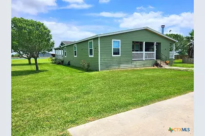 1845 Royal Road, Port Lavaca, TX 77979 - Photo 2