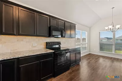 4124 Riata Ranch Road, Waco, TX 76705 - Photo 6