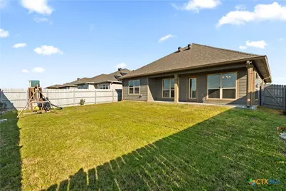 4124 Riata Ranch Road, Waco, TX 76705 - Photo 16