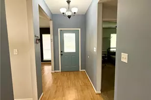 304 Cromwell Dr, Victoria, TX 77901 - Photo 2