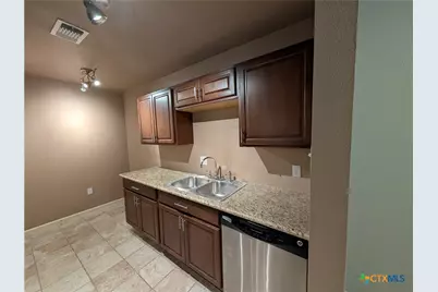 551 Terminal Loop Road #D5, Mcqueeney, TX 78123 - Photo 2