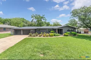 3910 Brooklawn Dr, Temple, TX 76502 - Photo 2