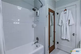 1120 N 13th St, Temple, TX 76501 - Photo 12