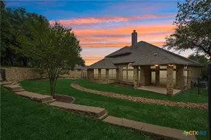865 Santa Cruz, New Braunfels, TX 78132 - Photo 36