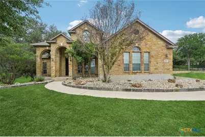 865 Santa Cruz, New Braunfels, TX 78132 - Photo 2