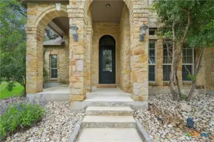 865 Santa Cruz, New Braunfels, TX 78132 - Photo 4