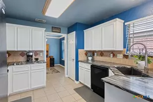 356 Nolan Ridge Dr, Nolanville, TX 76559 - Photo 10