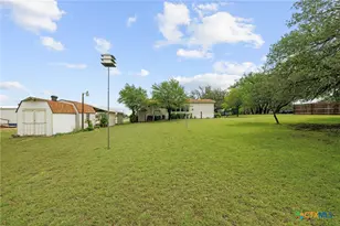 1210 Thousand Oaks Trail, Liberty Hill, TX 78642 - Photo 20