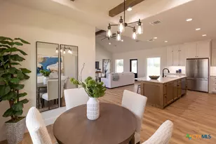 998 Bliss Dr, Victoria, TX 77904 - Photo 12