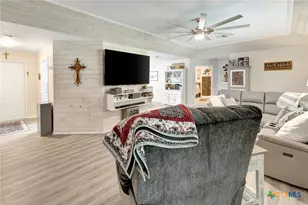 1002 S 2nd St, Ganado, TX 77962 - Photo 8