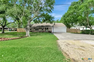 1002 S 2nd St, Ganado, TX 77962 - Photo 1