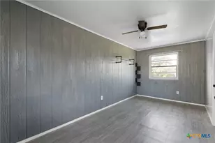1210 Cloud St, Lampasas, TX 76550 - Photo 22