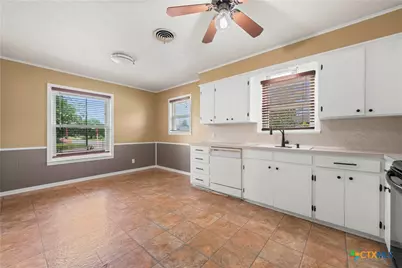 1803 S 15th Street, Temple, TX 76504 - Photo 10