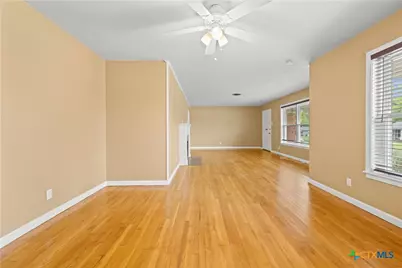 1803 S 15th Street, Temple, TX 76504 - Photo 8