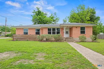 1803 S 15th Street, Temple, TX 76504 - Photo 2