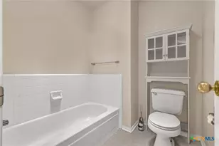 712 End O Trail, Harker Heights, TX 76548 - Photo 32