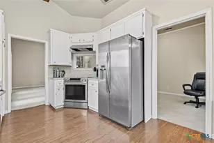 712 End O Trail, Harker Heights, TX 76548 - Photo 10