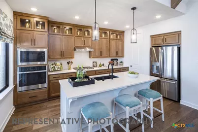 9309 Breeze Hill Drive, Austin, TX 78744 - Photo 4