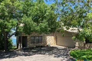 1603 W Lakeside Dr, Canyon Lake, TX 78133 - Photo 1