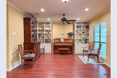 1329 Donovan Street, Gonzales, TX 78629 - Photo 4