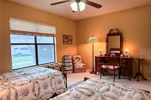 1329 Donovan St, Gonzales, TX 78629 - Photo 32