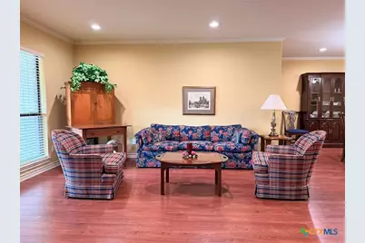 1329 Donovan Street, Gonzales, TX 78629 - Photo 6