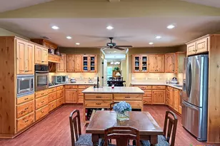 1329 Donovan St, Gonzales, TX 78629 - Photo 12