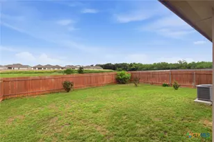 716 Monarch Dr, Seguin, TX 78155 - Photo 30