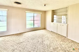 1396 Loop 522, Ganado, TX 77962 - Photo 4