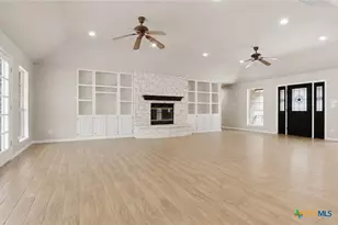 642 Phantom Rider Trail, Spring Branch, TX 78070 - Photo 4