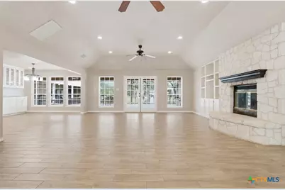 642 Phantom Rider Trail, Spring Branch, TX 78070 - Photo 2