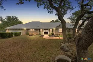 642 Phantom Rider Trail, Spring Branch, TX 78070 - Photo 2