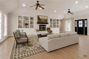 642 Phantom Rider Trail, Spring Branch, TX 78070 - Photo 6