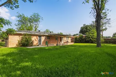 2410 Robin Road, Temple, TX 76502 - Photo 24