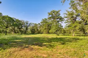 2095 Co Rd 442, Thrall, TX 76578 - Photo 18