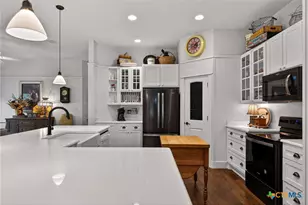 2 Sonata Cir, Wimberley, TX 78676 - Photo 10