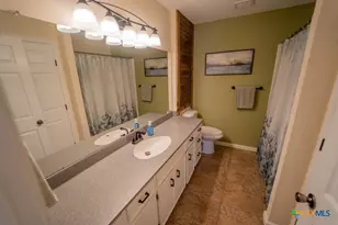 301 Antietam Dr, Victoria, TX 77904 - Photo 8