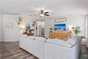 2122 Wood Drake Ln, New Braunfels, TX 78130 - Photo 6