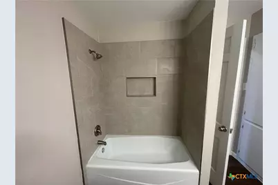 2006 Bon Aire Avenue, Victoria, TX 77901 - Photo 14
