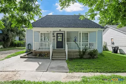 1211 S 17th Street, Temple, TX 76504 - Photo 2