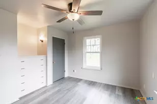 3534 US Hwy 90A, Gonzales, TX 78629 - Photo 20