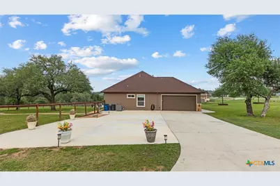 1909 Hunters Cove, New Braunfels, TX 78132 - Photo 32
