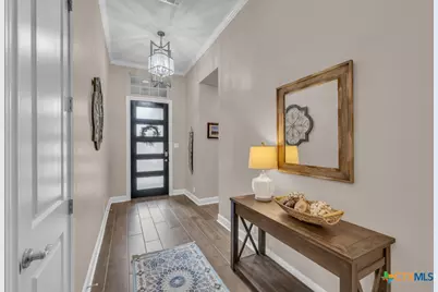 1033 Carriage Loop, New Braunfels, TX 78132 - Photo 2