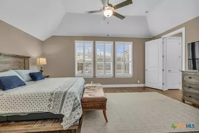 1033 Carriage Loop, New Braunfels, TX 78132 - Photo 14