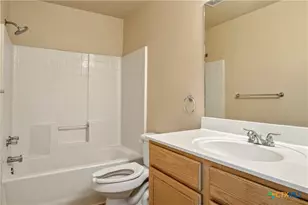 2130 Keystone Dr, New Braunfels, TX 78130 - Photo 16
