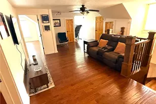 3202 N Travis Ave, Cameron, TX 76520 - Photo 28